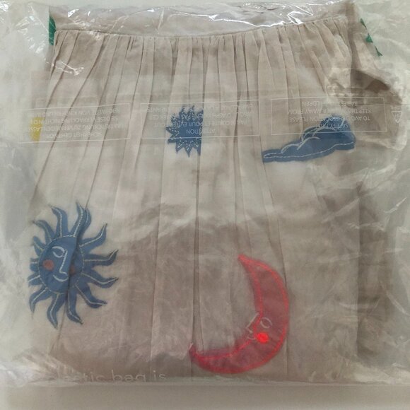 NWT Mini Boden Appliqué Woven Dress - Picture 5 of 5